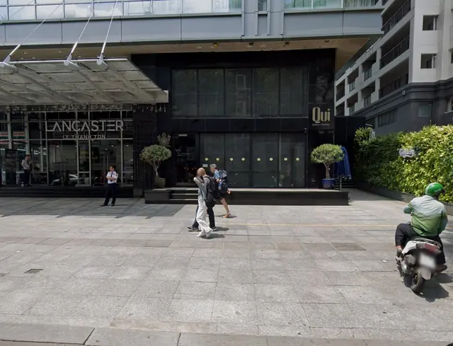 QUI club and the Lancaster building — drop-off point
